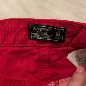 super cute denim red skirt♥️♥️♥️